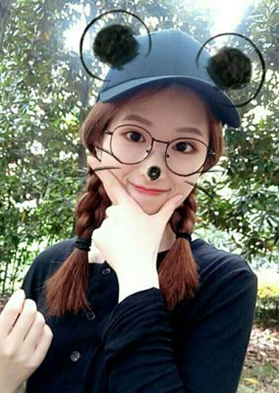 接地氣的小仙女一定要看看！冬天佩戴上帽子和眼鏡